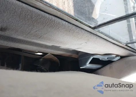 1999 Ford F250 Lariat/Xl/Xlt из США, поврежденный, VIN 1FTNF21SBXEE92838